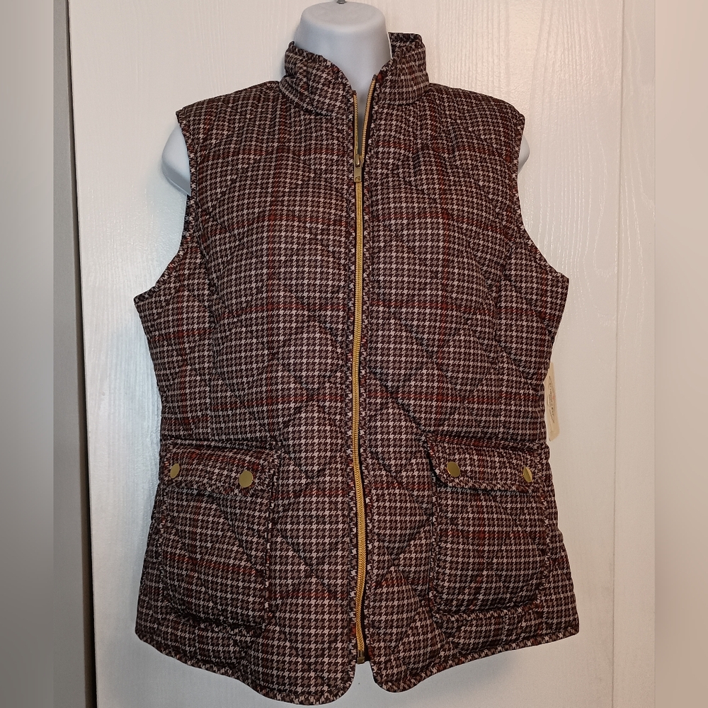 NWT St John's Bay Zip Vest, Sz M
